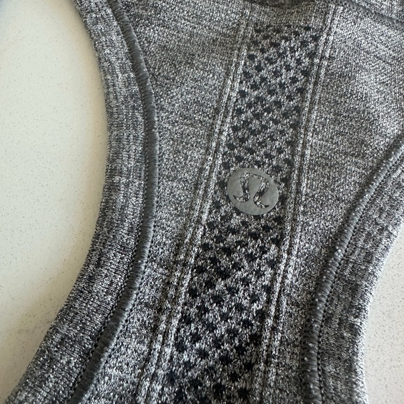 RARE!!! Lululemon GLITTER Swiftly Tech Tank Size 4 - Picture 3 of 4